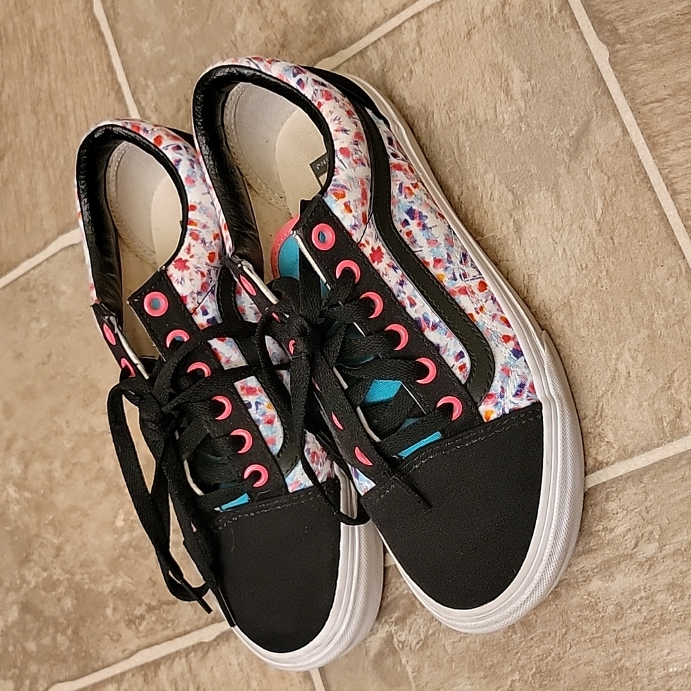 Custom Vans, Women's 7.5, Men's 6